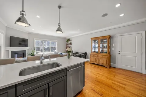 $1,149,000 | 858 East 2nd Street, Unit 2, Boston, MA 02127