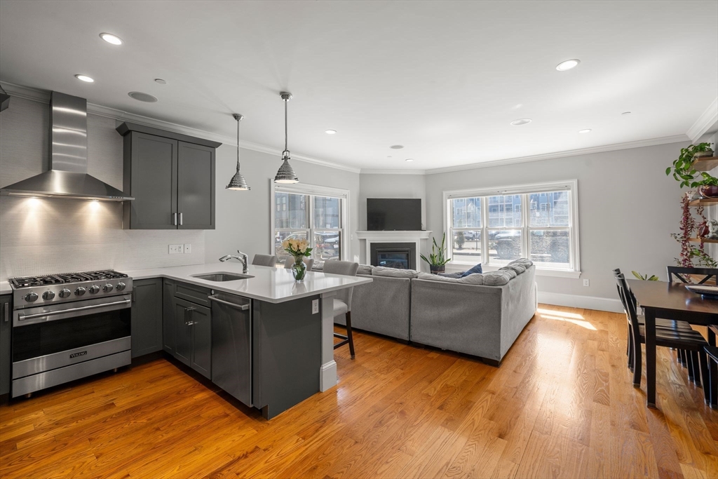 858 East 2nd Street, Unit 2 Boston, MA 02127 - Photo 6 of 24