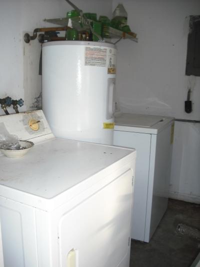 370 Miner Road Boynton Beach, FL 33435 - Photo 15 of 20 Laundry Room