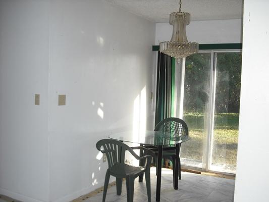 370 Miner Road Boynton Beach, FL 33435 - Photo 5 of 20 Dining Area