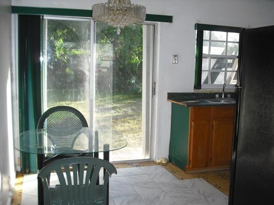 370 Miner Road Boynton Beach, FL 33435 - Photo 6 of 20 Dining Area (2)