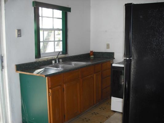 370 Miner Road Boynton Beach, FL 33435 - Photo 7 of 20 Kitchen (1)