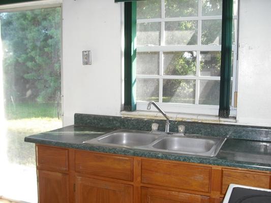 370 Miner Road Boynton Beach, FL 33435 - Photo 8 of 20 Kitchen