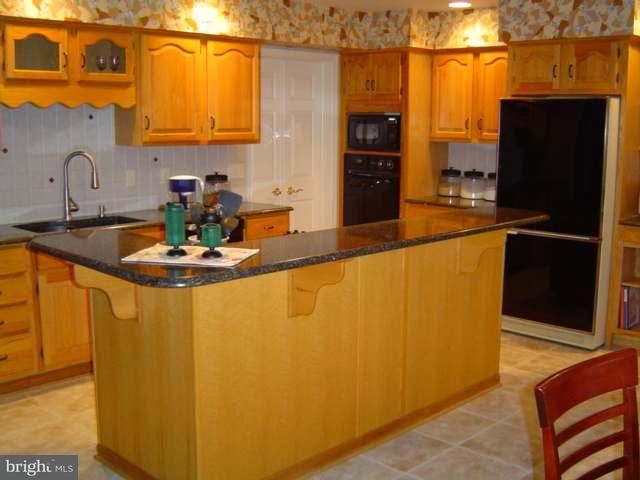 1022 Chippenham Road Mechanicsburg, PA 17050 - Photo 4 of 13