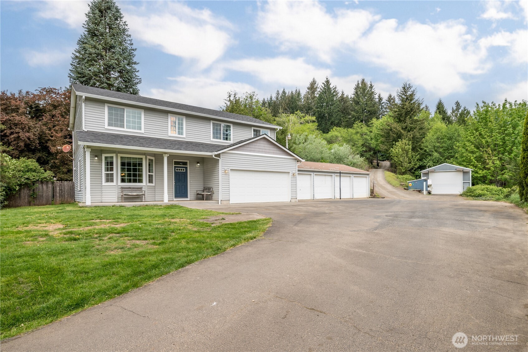 2208 Coal Creek Road Longview, WA 98632 - Photo 1 of 40 Gallery Image 1