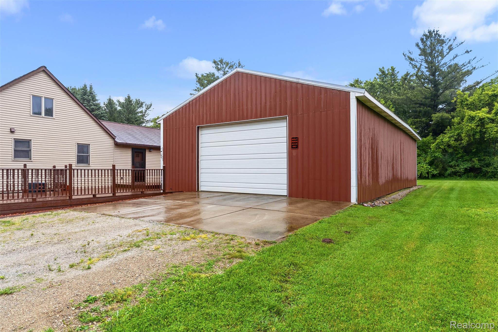 6109 North State Road Davison, MI 48423 - Photo 38 of 39 Garage