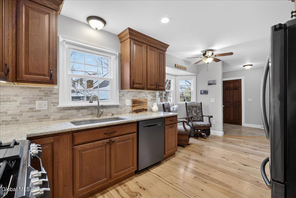 63 Jenkins Road Ballston, NY 12027 - Photo 15 of 83 recess lighting