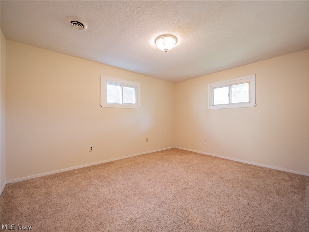 21268 Sheldon Road Brook Park, OH 44142 - Photo 23 of 35