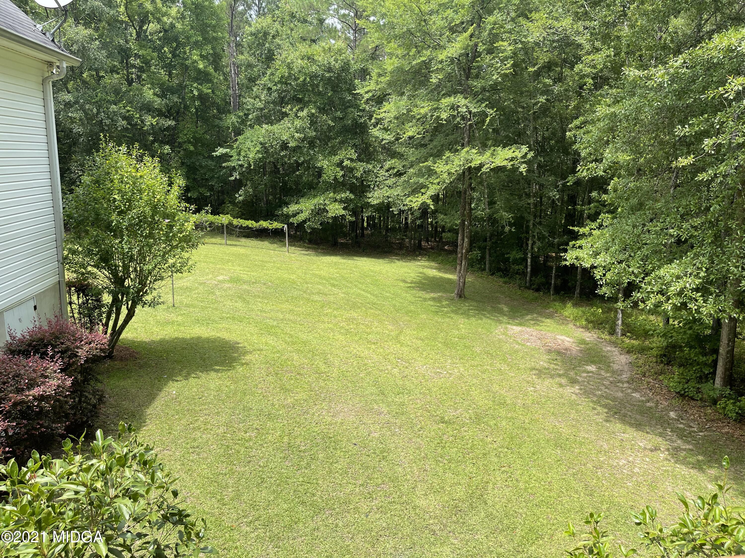 253 Ridge Crest Drive Macon, GA 31210 - Photo 14 of 16 a view of outdoor space and yard