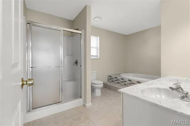 $405,000 | 360 Beckley Place, O'Fallon, MO 63304