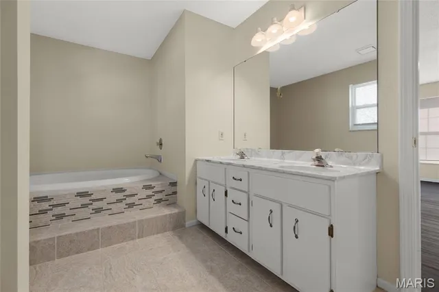 $405,000 | 360 Beckley Place, O'Fallon, MO 63304