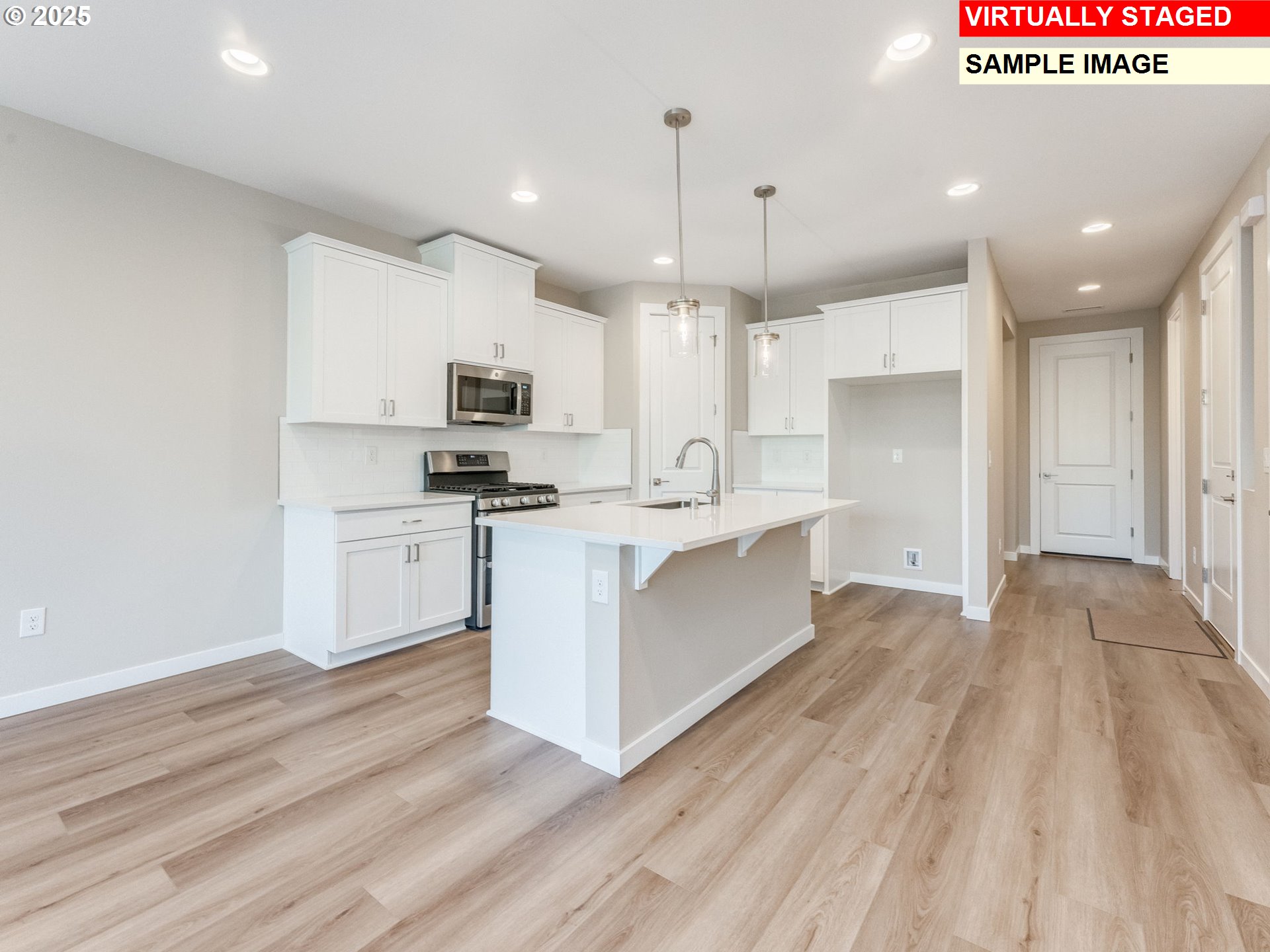 916 Northwest 178th Street Ridgefield, WA 98642 - Photo 10 of 35