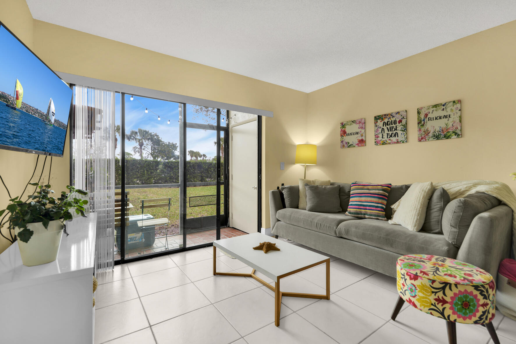 6585 Somerset Drive, Unit 105 Boca Raton, FL 33433 - Photo 13 of 49 LIVING/PATIO
