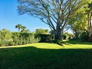 6585 Somerset Drive, Unit 105 Boca Raton, FL 33433 - Photo 23 of 49 BACKYARD