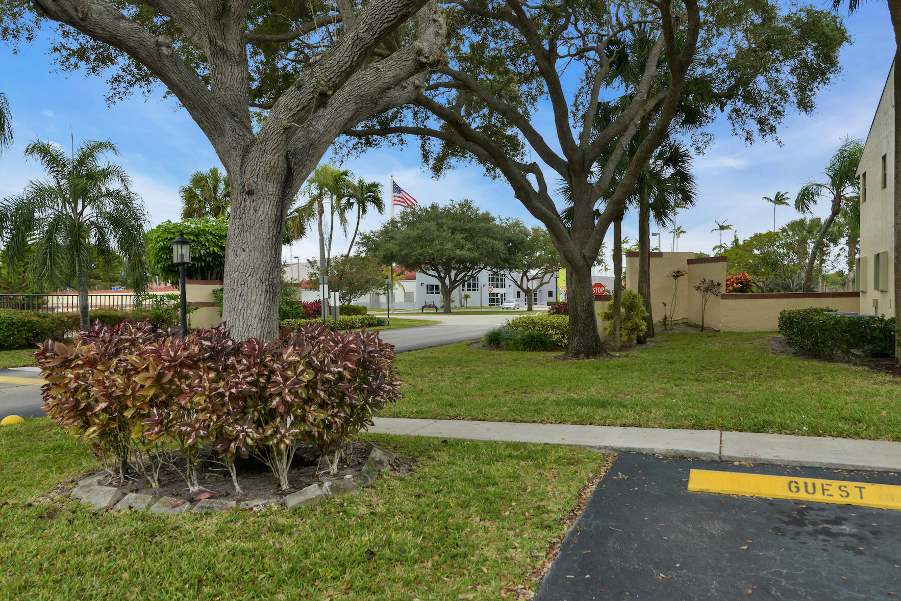 6585 Somerset Drive, Unit 105 Boca Raton, FL 33433 - Photo 32 of 49 YMCA ACCROSS THE STREET