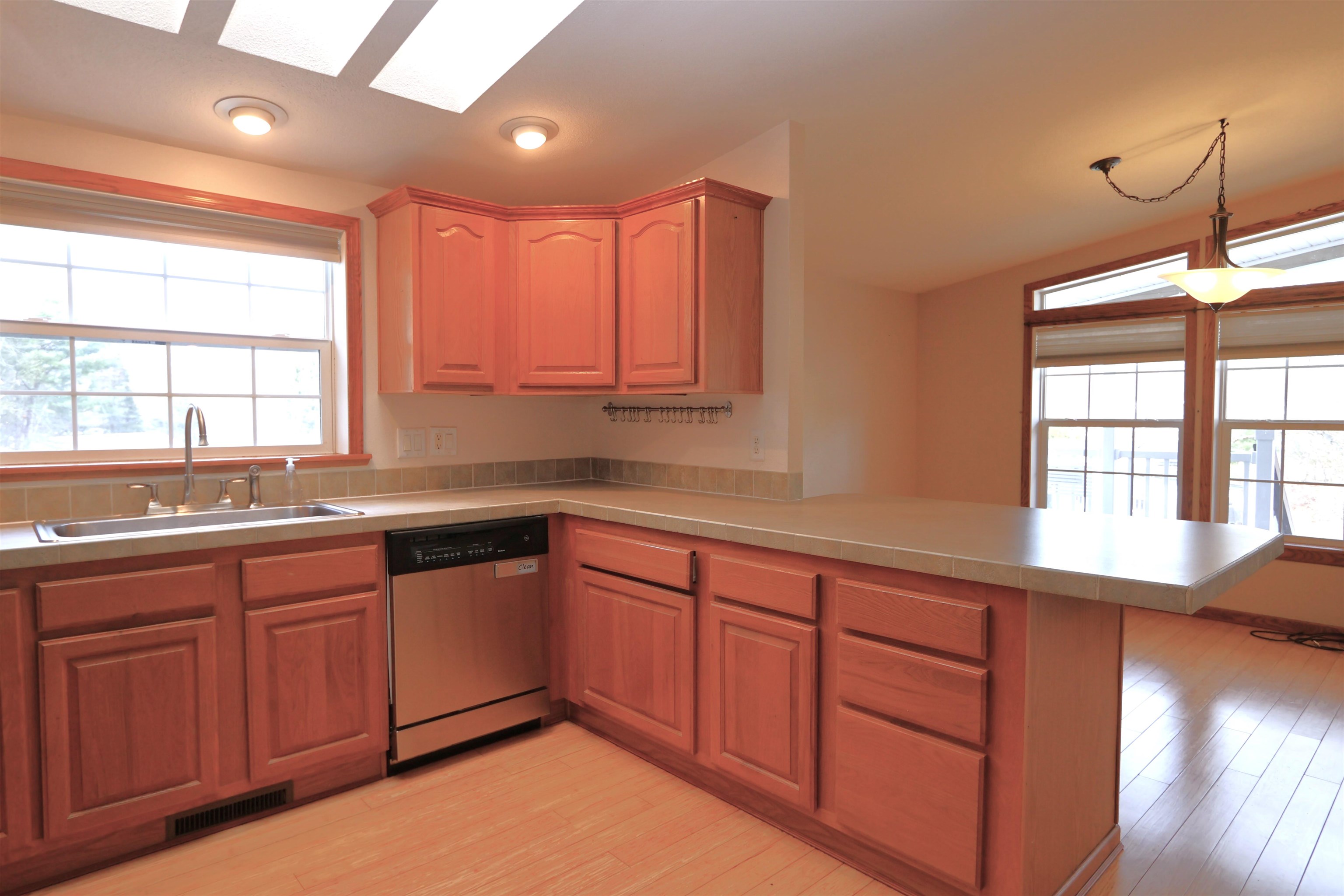20 Kirkwood Road Hooksett, NH 03106 - Photo 7 of 26