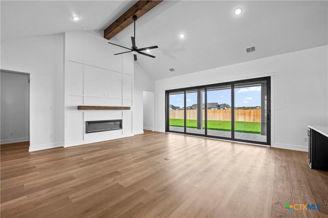 6842 Lacey Oak Road Salado, TX 76571 - Photo 22 of 39 Please note: These interior photos are not of the actual home but are from a previously completed home with a similar floor plan. Finishes, features, and layout may vary.*