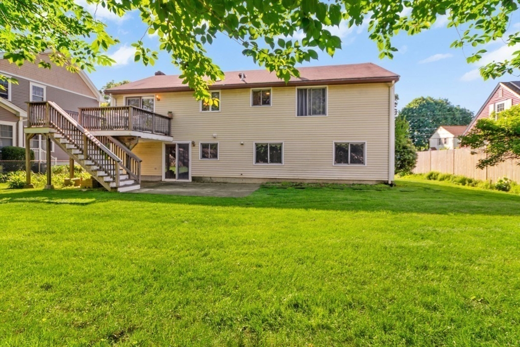 61 Canterbury Road Waltham, MA 02453 - Photo 23 of 30