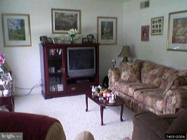 124 Ruel Avenue Hanover, PA 17331 - Photo 5 of 8