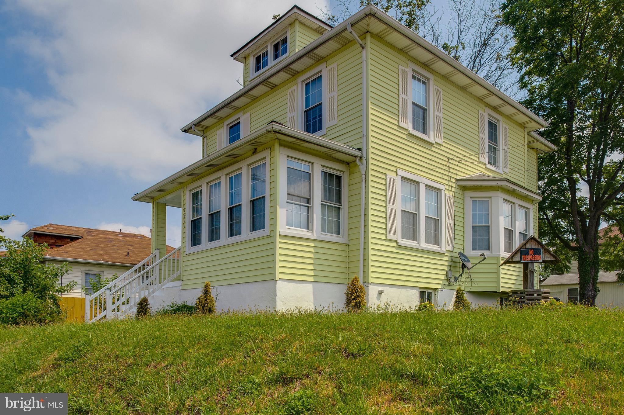 1911 Hammonds Ferry Road Baltimore, MD 21227 - Photo 4 of 40