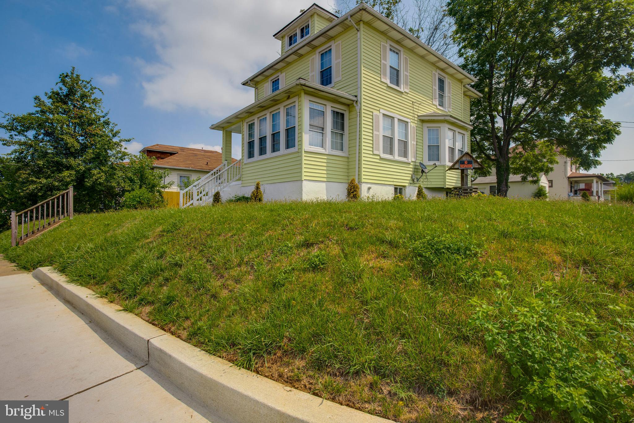 1911 Hammonds Ferry Road Baltimore, MD 21227 - Photo 5 of 40