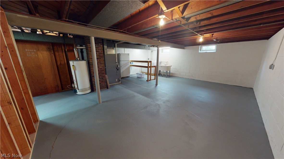 30026 Vineyard Road Willowick, OH 44095 - Photo 17 of 32