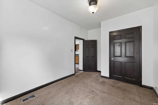 $100,000 | 213 North 8th Street, Mitchell, IN 47446