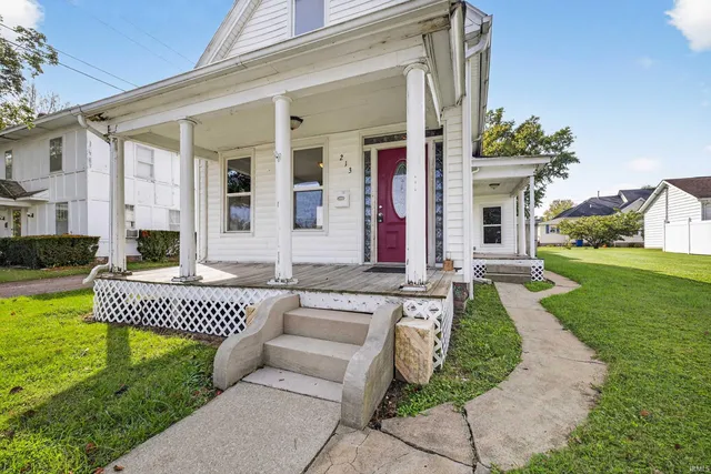 $100,000 | 213 North 8th Street, Mitchell, IN 47446