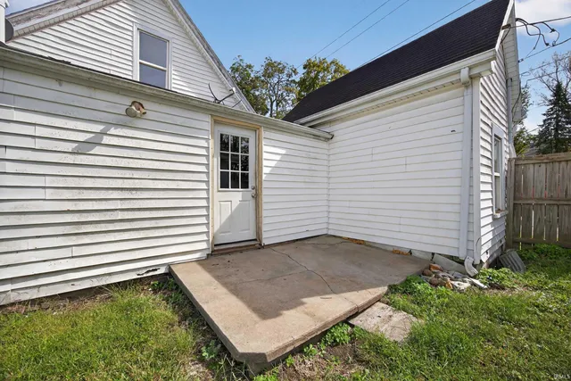 $100,000 | 213 North 8th Street, Mitchell, IN 47446