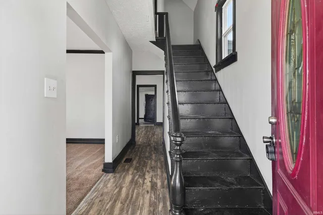 $100,000 | 213 North 8th Street, Mitchell, IN 47446