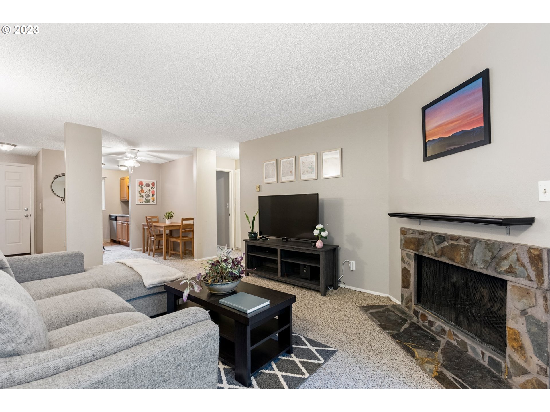 12600 Northwest Barnes Road, Unit 5 Portland, OR 97229 - Photo 8 of 29 Gallery Image 8
