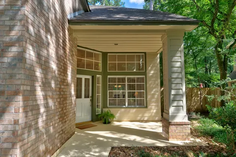 $597,500 | 74 East Greywing Circle, The Woodlands, TX 77382