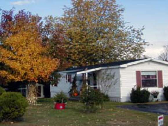 175 Leavitt Road, Unit 4 Pittsfield, NH 03263 - Photo 1 of 5 Gallery Image 1