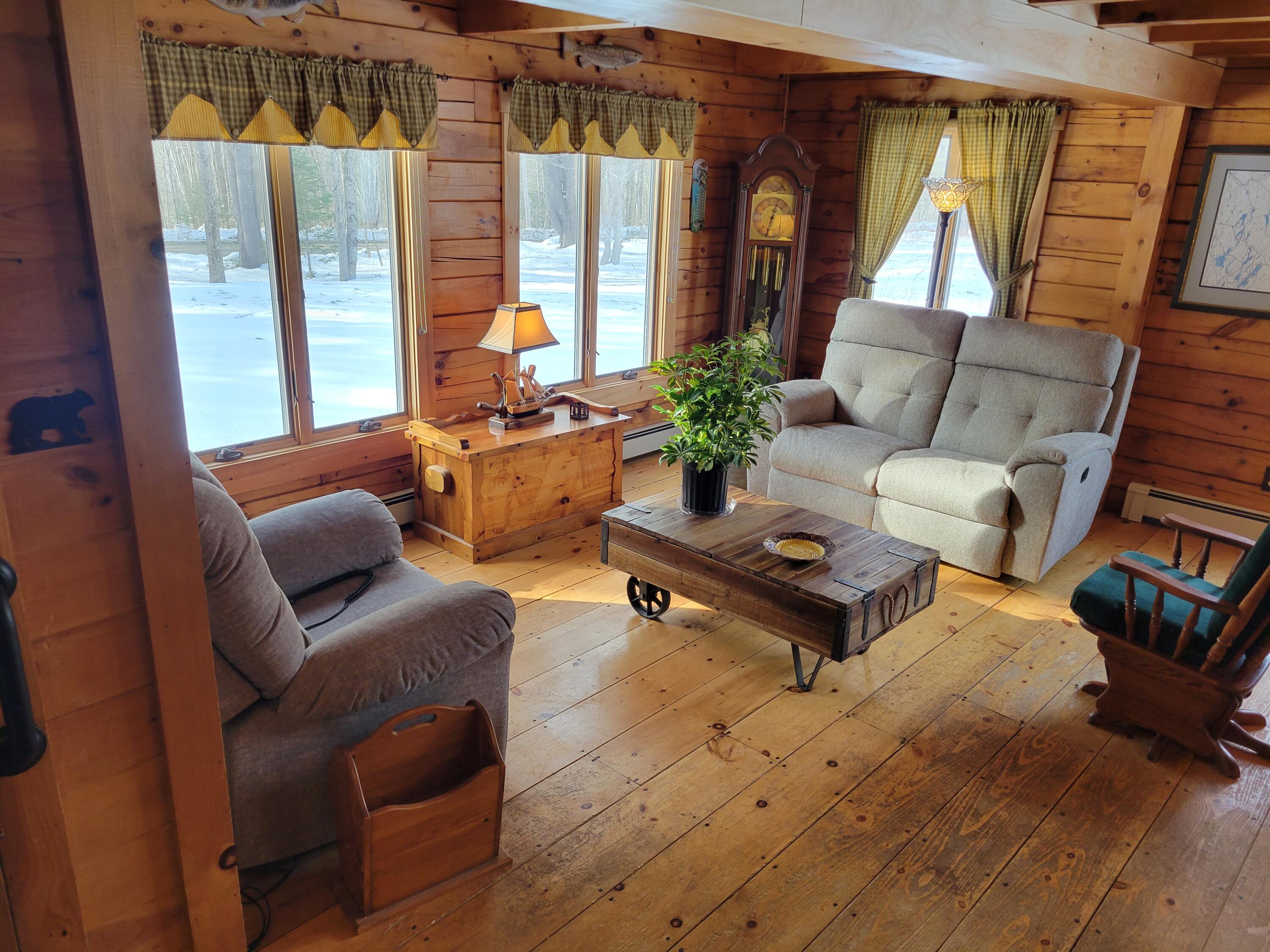 395 Tower Road Vienna, ME 04360 - Photo 7 of 31 krallivA