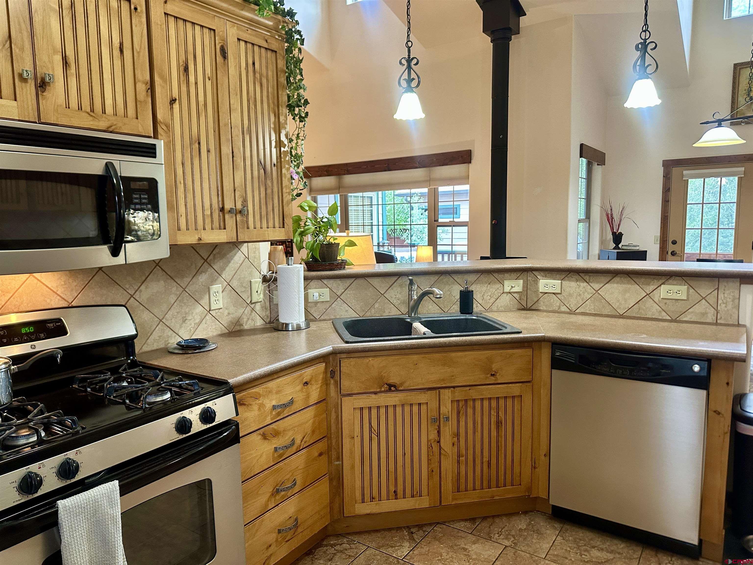 515 Southeast 2nd Street Cedaredge, CO 81413 - Photo 13 of 35