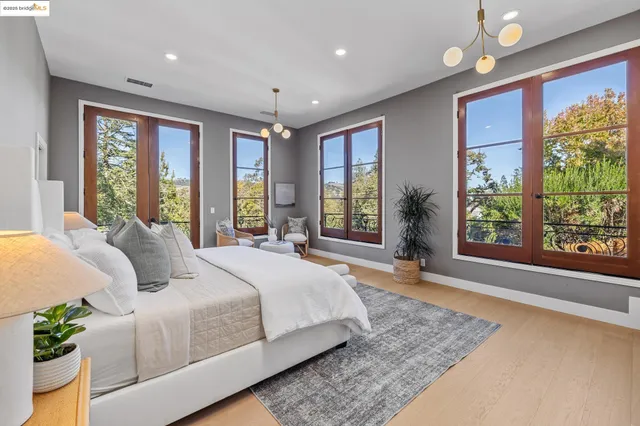 $2,195,000 | 3643 Brook Street, Lafayette, CA 94549