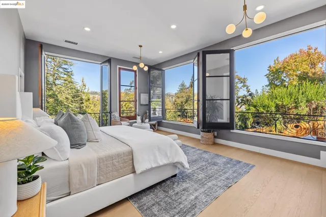 $2,195,000 | 3643 Brook Street, Lafayette, CA 94549