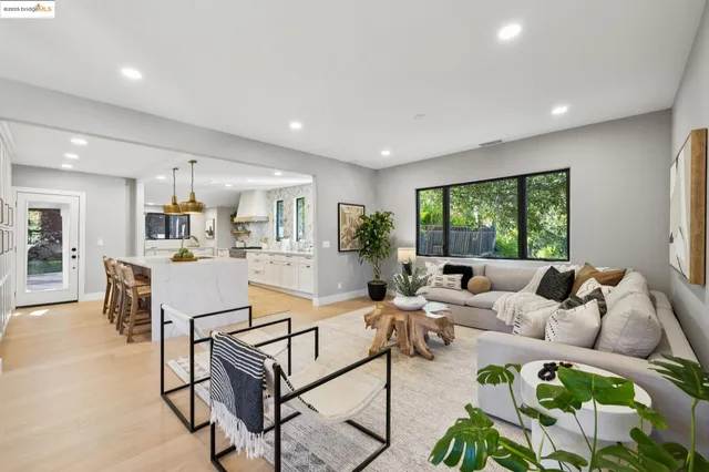 $2,195,000 | 3643 Brook Street, Lafayette, CA 94549