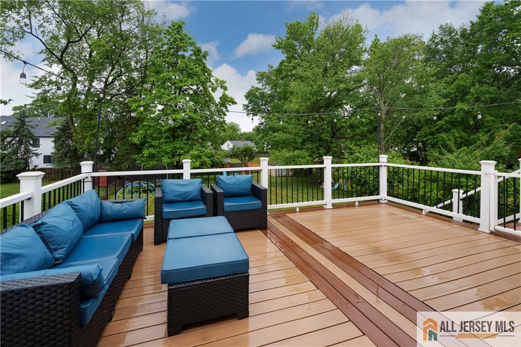 2025 Oak Tree Road Edison, NJ 08820 - Photo 10 of 29