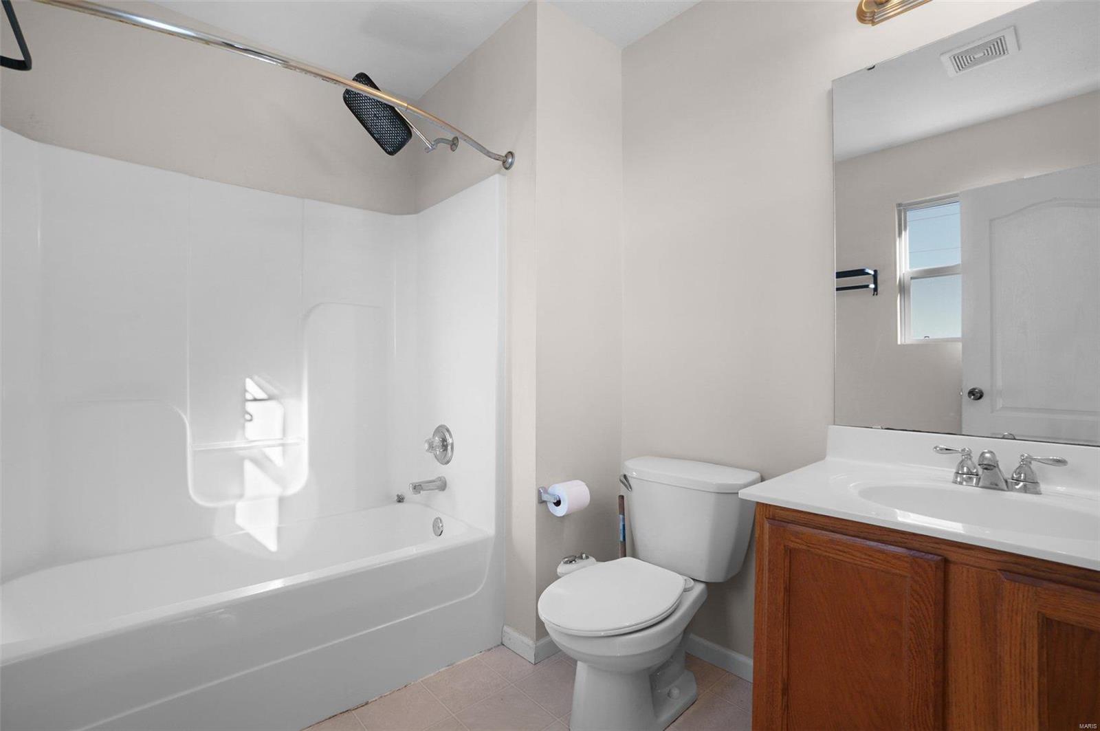 117 Hickory Trails Drive Wright City, MO 63390 - Photo 17 of 34