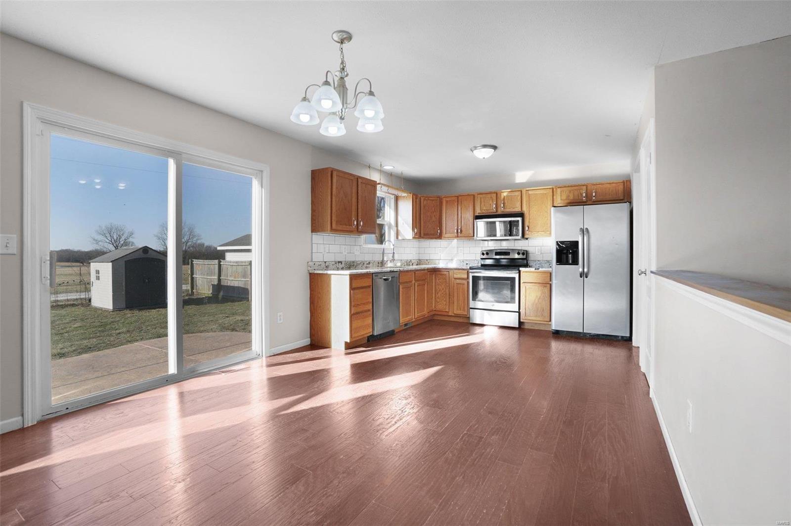 117 Hickory Trails Drive Wright City, MO 63390 - Photo 10 of 34