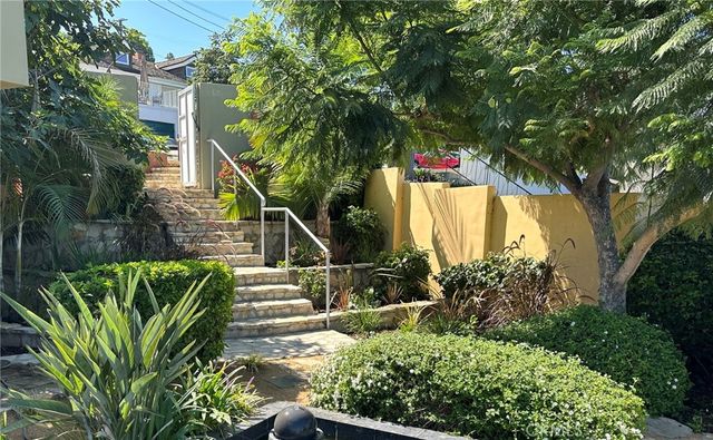 $5,750 | 15 Coach Road, Rancho Palos Verdes, CA 90275