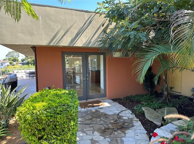 $5,750 | 15 Coach Road, Rancho Palos Verdes, CA 90275