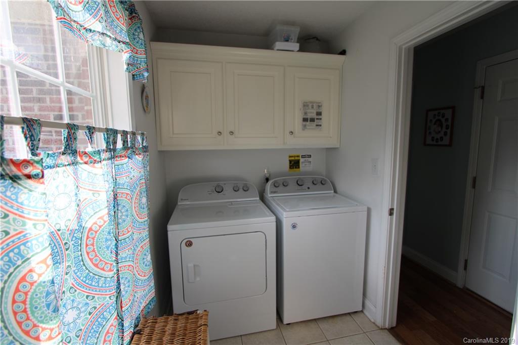 708 Springs Road Dallas, NC 28034 - Photo 15 of 21 Gallery Image 15