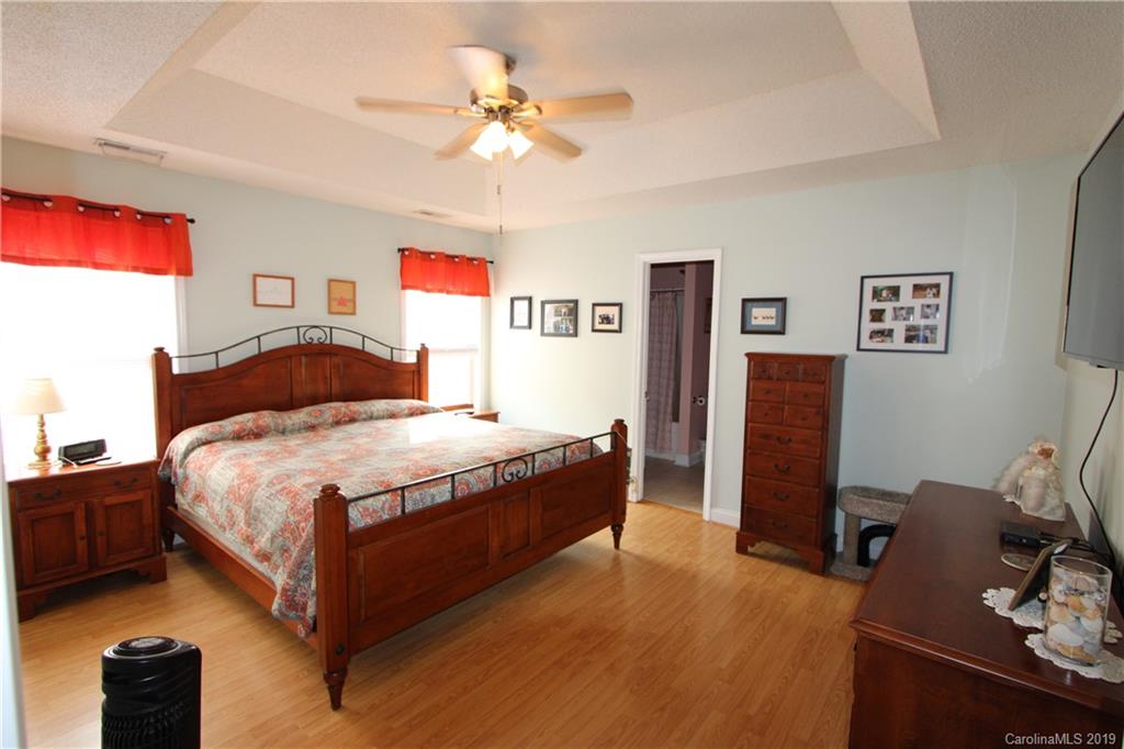 708 Springs Road Dallas, NC 28034 - Photo 16 of 21 Gallery Image 16