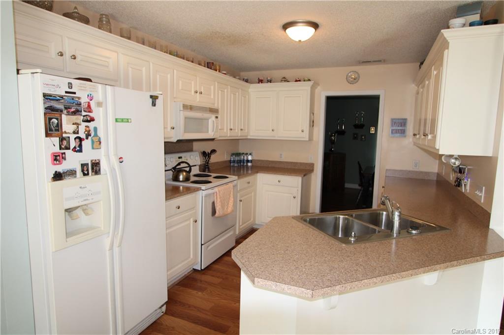 708 Springs Road Dallas, NC 28034 - Photo 8 of 21 Gallery Image 8
