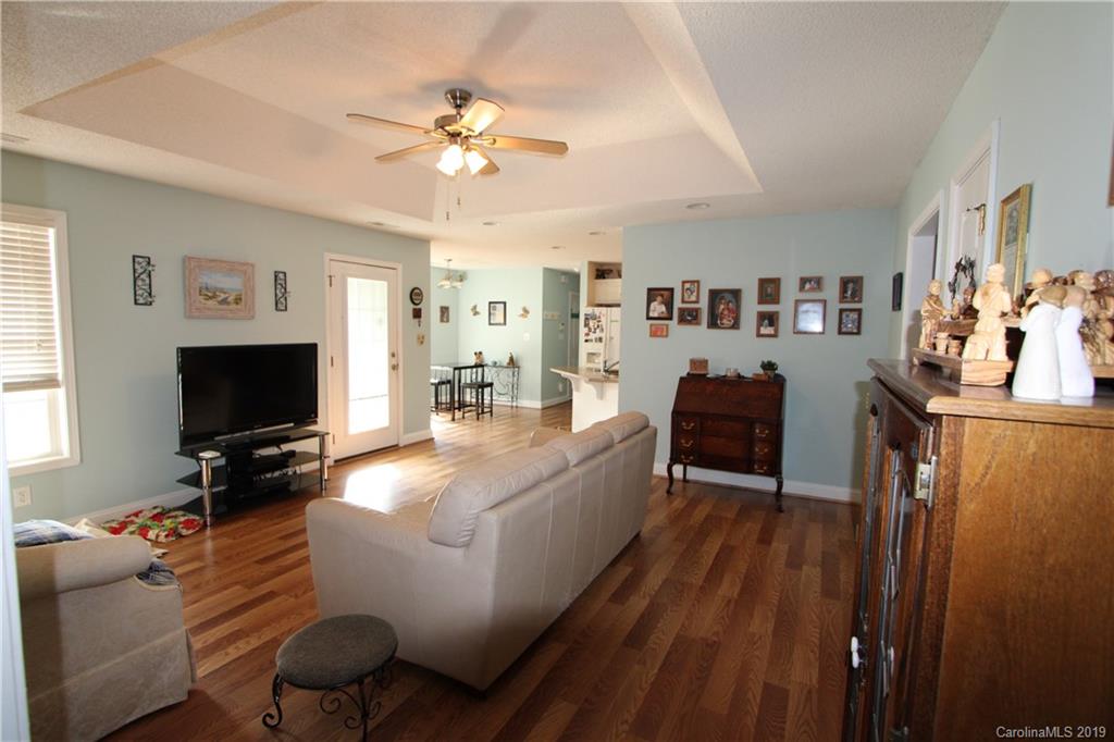 708 Springs Road Dallas, NC 28034 - Photo 9 of 21 Gallery Image 9