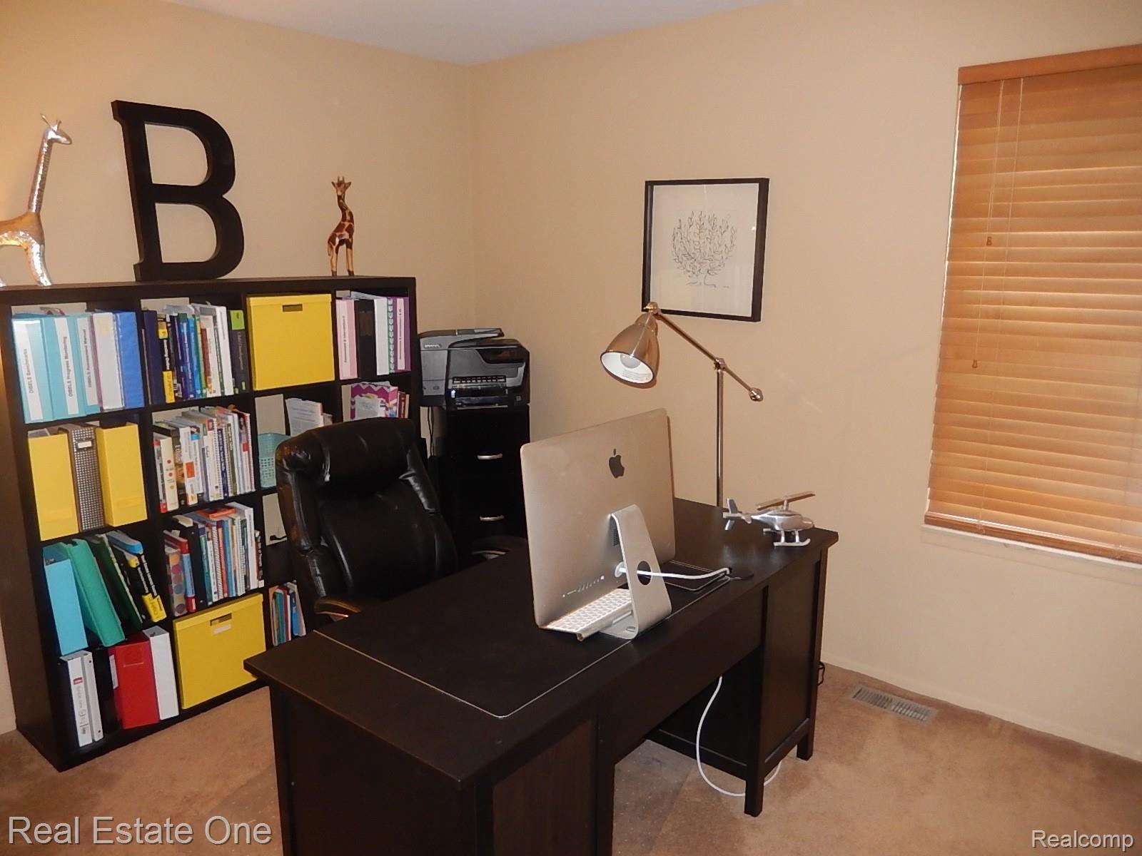 950 Cobblers Road Waterford, MI 48327 - Photo 21 of 29 Bedroom 3.JPG