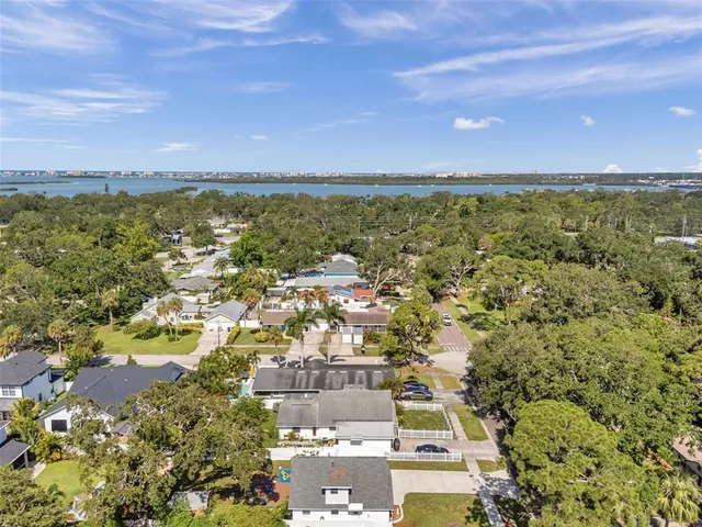 $487,000 | 8074 37th Avenue North, St. Petersburg, FL 33710