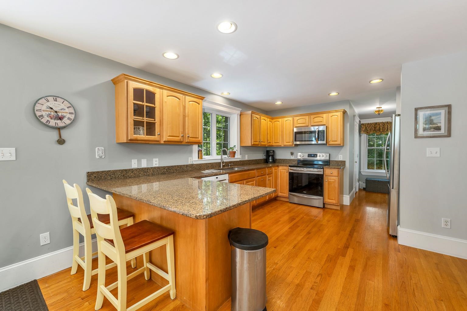 75 Newmarket Road Durham, NH 03824 - Photo 2 of 32